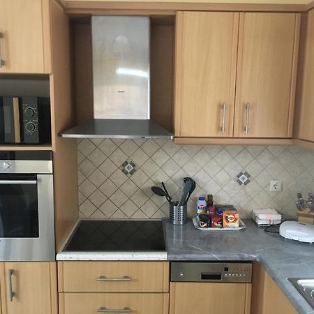 Second Floor Best Stay Афины Экстерьер фото