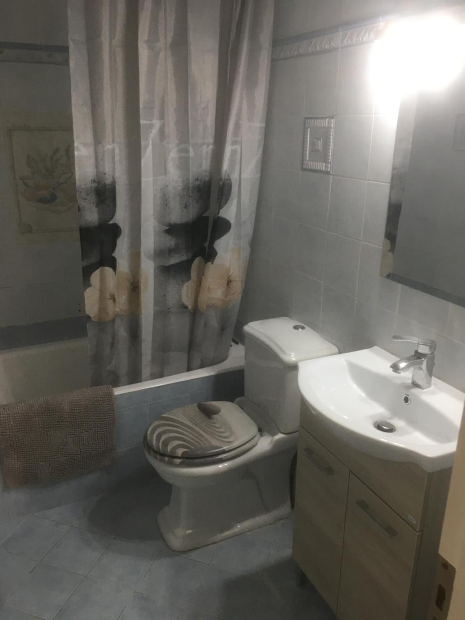 Second Floor Best Stay Афины Экстерьер фото
