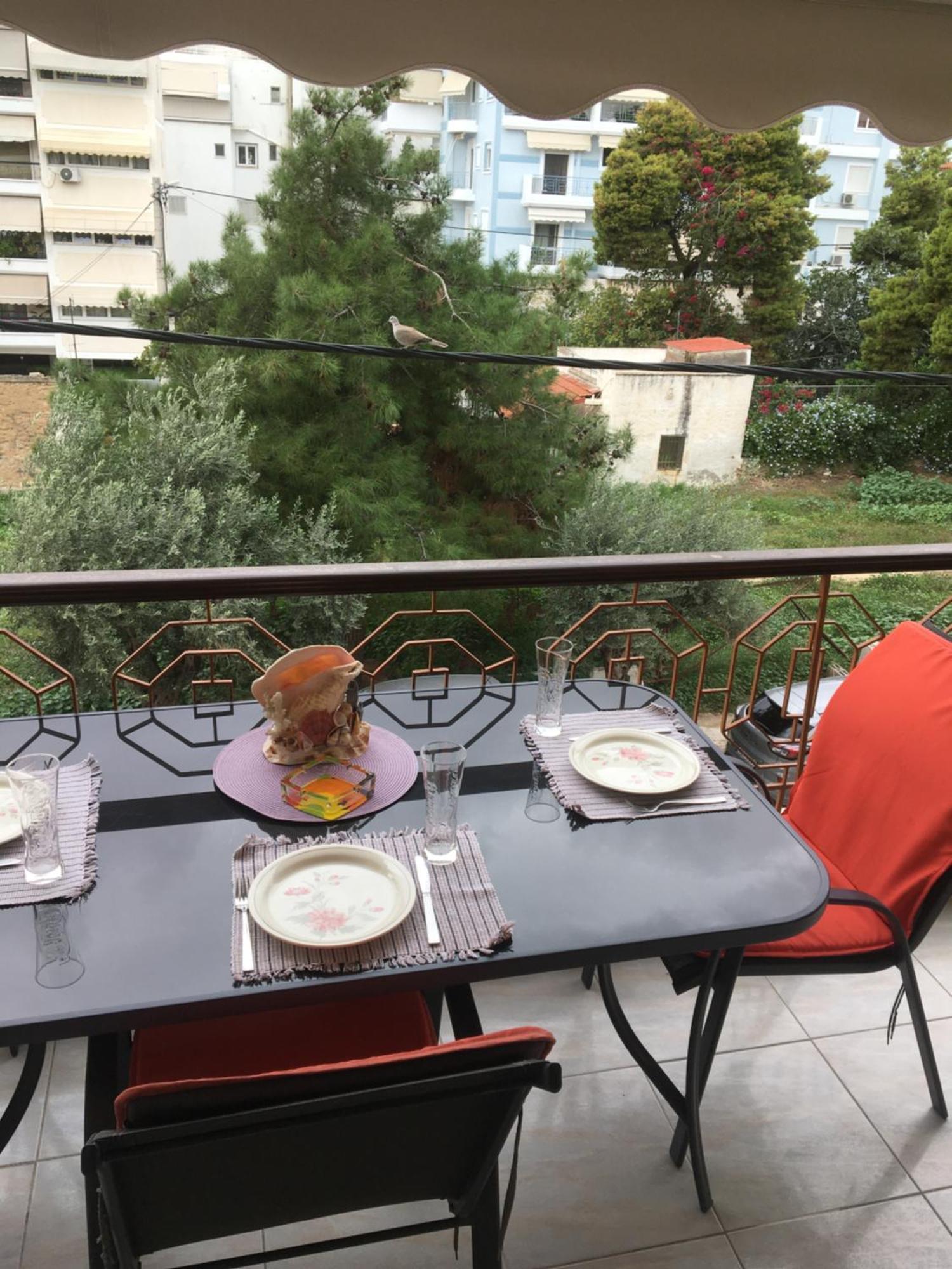 Second Floor Best Stay Афины Экстерьер фото